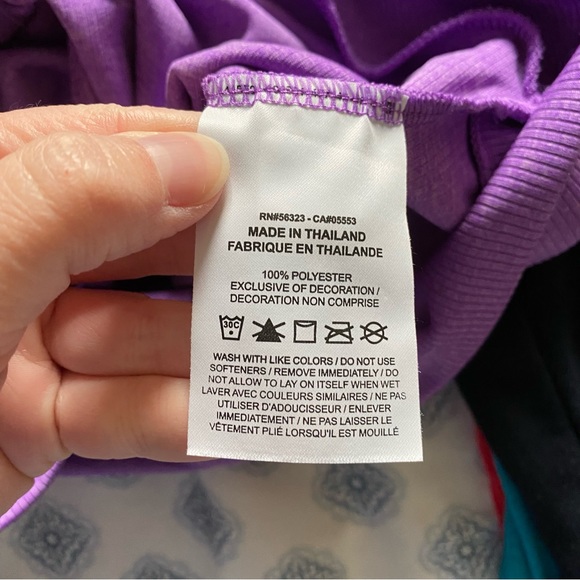 Nike size medium purple crop top - Picture 4 of 4